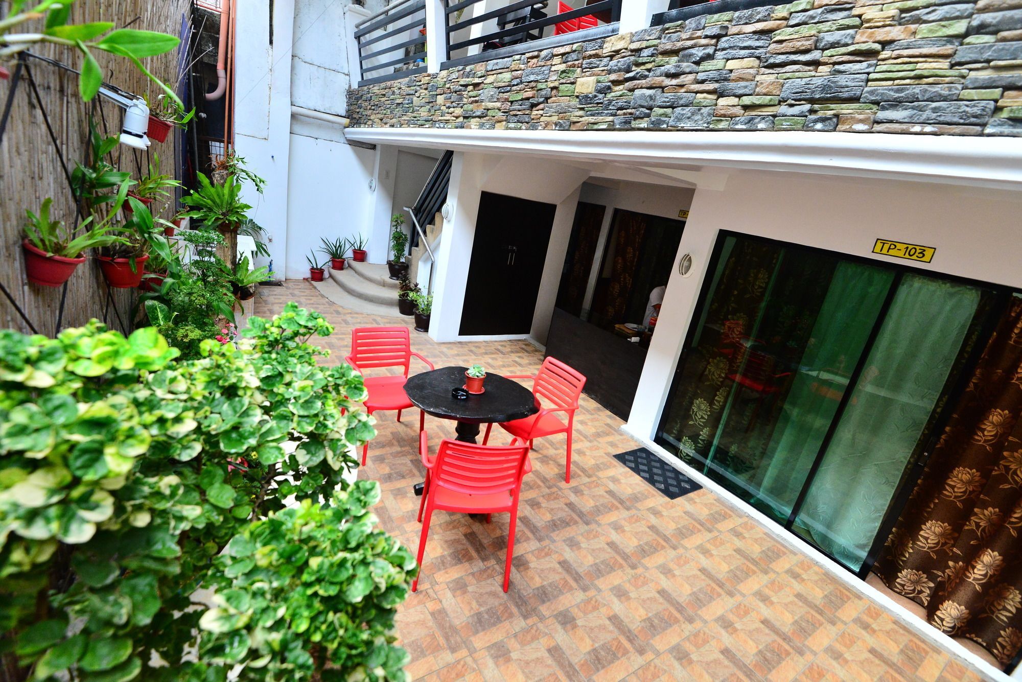Travellers Pad Boracay Vandrarhem Balabag  Exteriör bild
