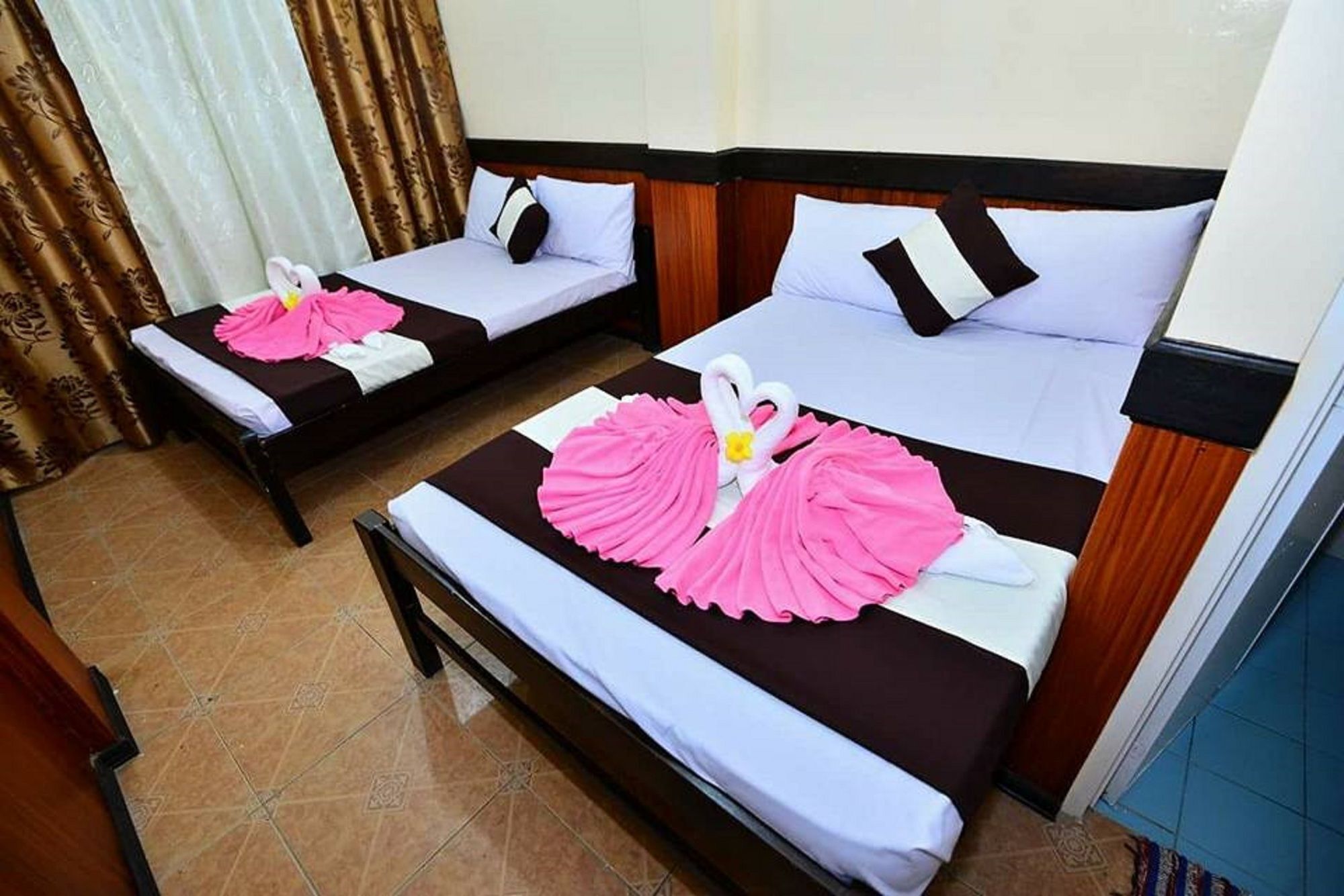Travellers Pad Boracay Vandrarhem Balabag  Exteriör bild